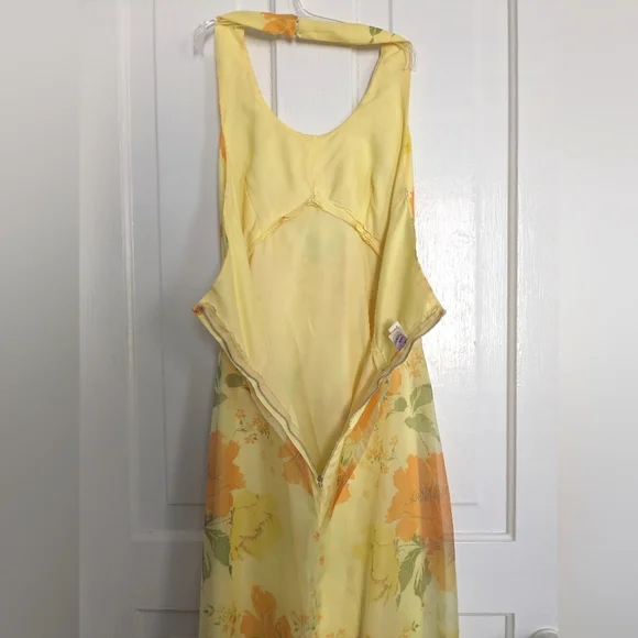 Vintage 70s ILGWU Floral Floor Length Gown - Picture 7 of 12